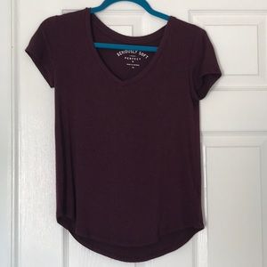 american eagle v neck tee ☆☆